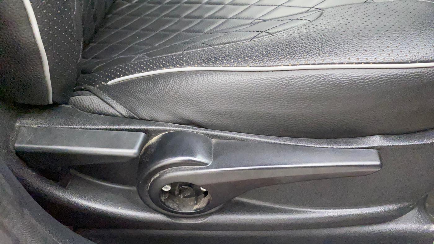 2018 Tata TIGOR XZ PETROL, Petrol, Manual, 72,359 km, Driver Side Adjustment Panel