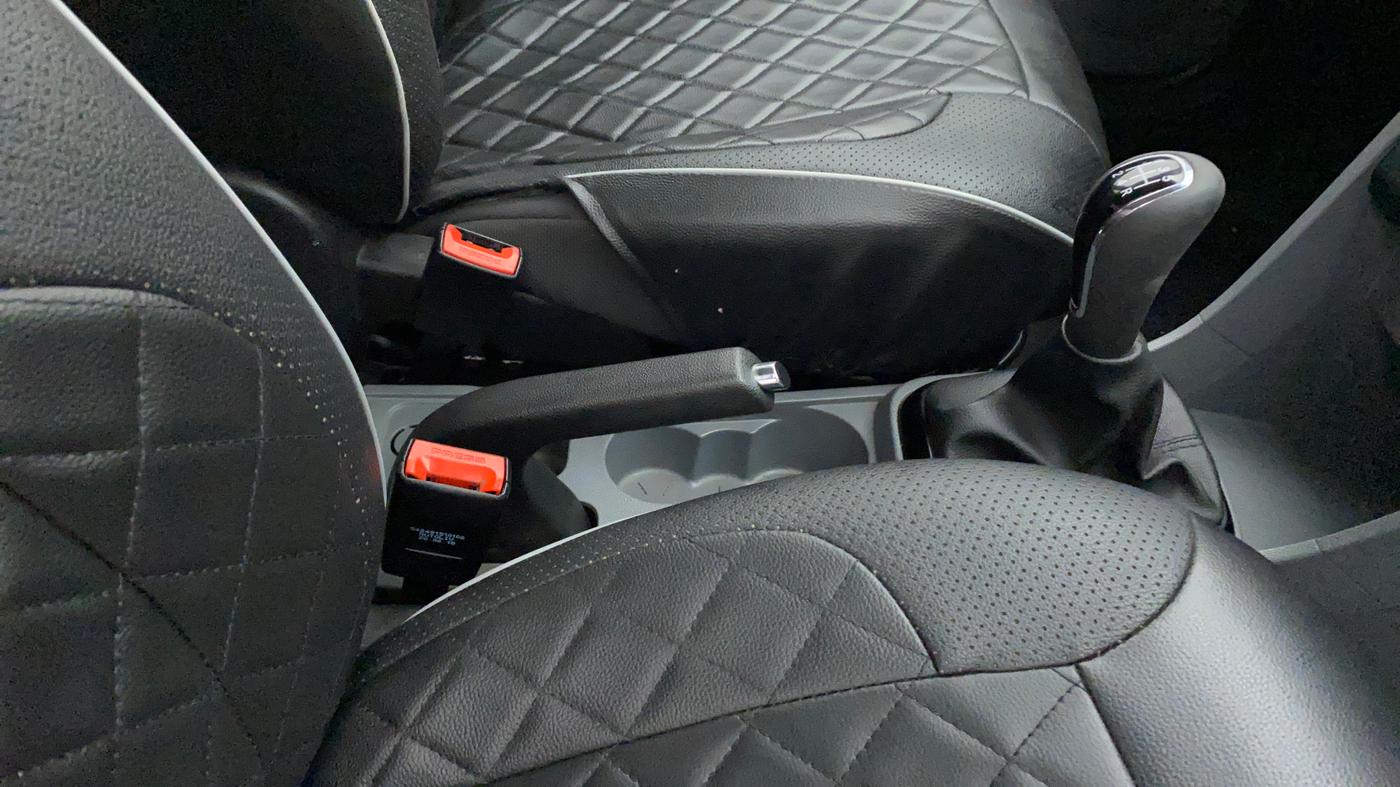 2018 Tata TIGOR XZ PETROL, Petrol, Manual, 72,359 km, Gear Lever