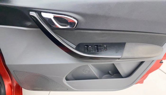 2018 Tata TIGOR XZ PETROL, Petrol, Manual, 72,359 km, Driver Side Door Panels Control