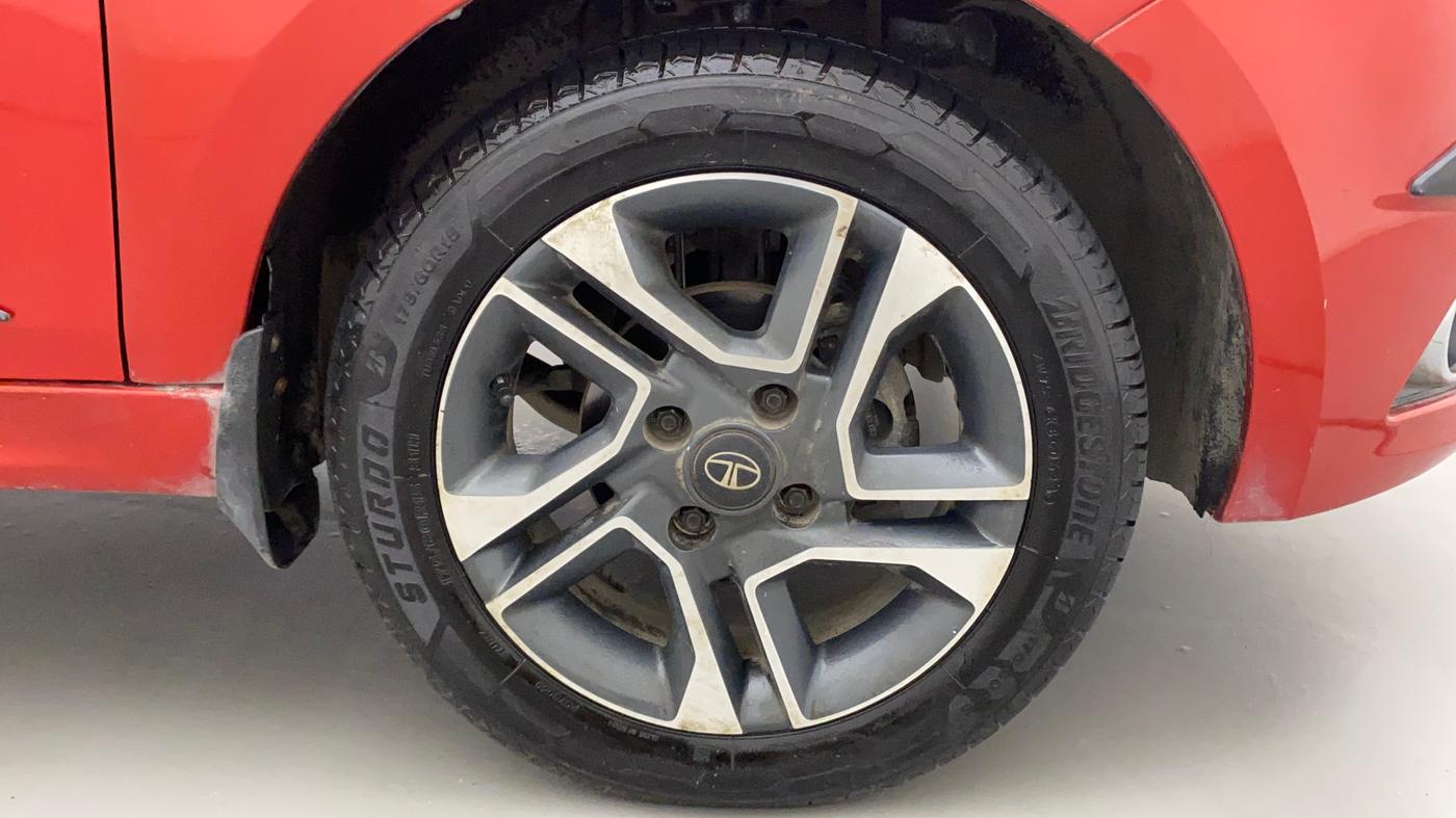 2018 Tata TIGOR XZ PETROL, Petrol, Manual, 72,359 km, Right Front Wheel