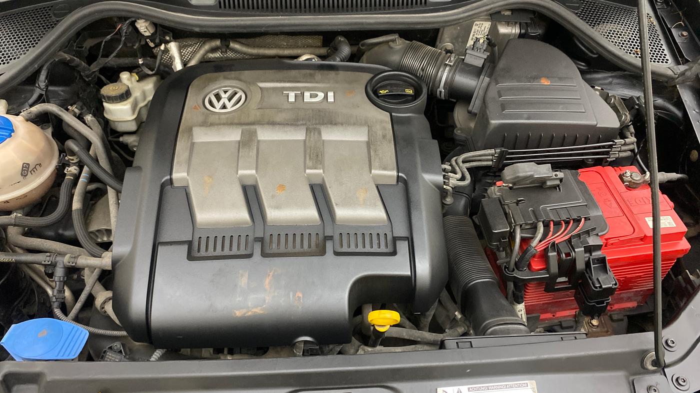 2014 Volkswagen Cross Polo HIGHLINE TDI, Diesel, Manual, 55,172 km, Engine View