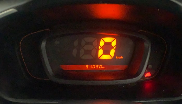 2016 Renault Kwid RXT 0.8, Petrol, Manual, 30,994 km, Odometer Image