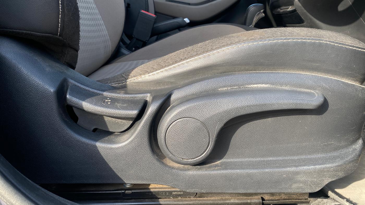 2018 Hyundai Elite i20 ASTA 1.2  CVT, Petrol, Automatic, 37,174 km, Driver Side Adjustment Panel
