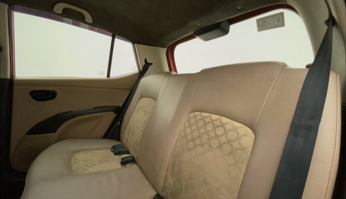 2010 Hyundai i10 MAGNA 1.1, Petrol, Manual, 1,46,275 km, Right Side Rear Door Cabin