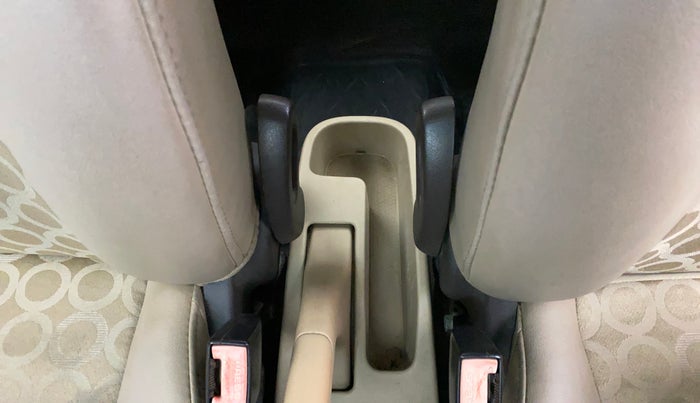2010 Hyundai i10 MAGNA 1.1, Petrol, Manual, 1,46,275 km, Driver Side Adjustment Panel