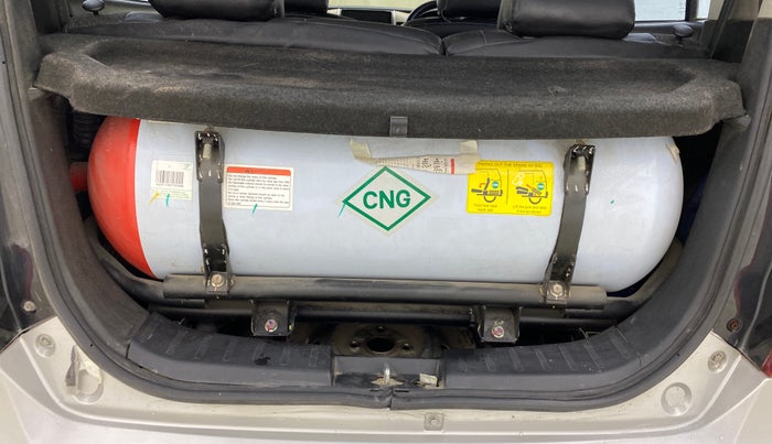 2017 Maruti Wagon R 1.0 LXI CNG, CNG, Manual, 86,321 km, Boot Inside