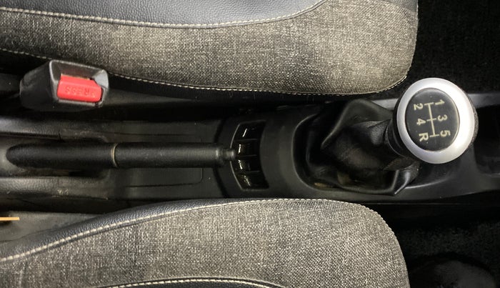 2017 Maruti Wagon R 1.0 LXI CNG, CNG, Manual, 86,321 km, Gear Lever