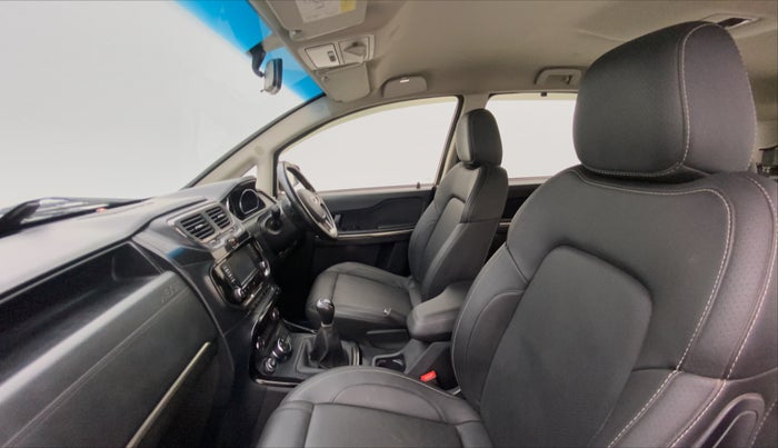 2017 Tata Hexa Varicor 400 XT, Diesel, Manual, 73,858 km, Right Side Front Door Cabin