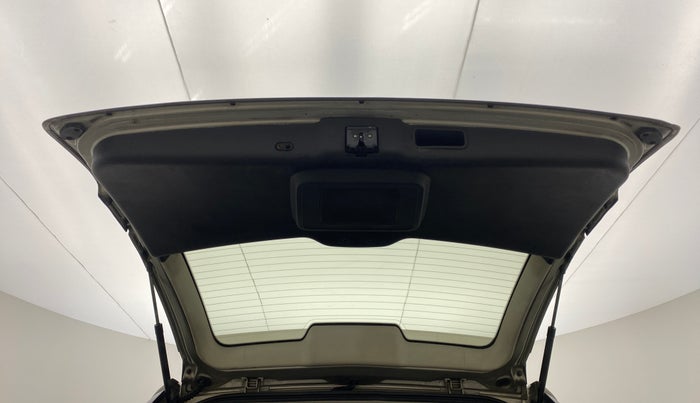 2017 Tata Hexa Varicor 400 XT, Diesel, Manual, 73,858 km, Boot Door Open