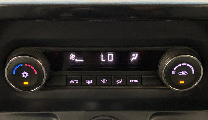 2017 Tata Hexa Varicor 400 XT, Diesel, Manual, 73,858 km, Automatic Climate Control