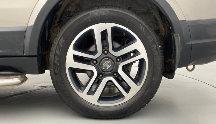 2017 Tata Hexa Varicor 400 XT, Diesel, Manual, 73,858 km, Left Rear Wheel