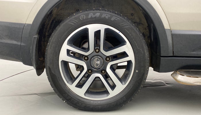 2017 Tata Hexa Varicor 400 XT, Diesel, Manual, 73,858 km, Right Rear Wheel