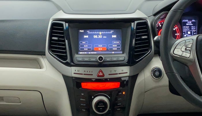 2021 Mahindra XUV300 W8 (O) 1.2 PETROL AMT, Petrol, Automatic, 27,952 km, Air Conditioner