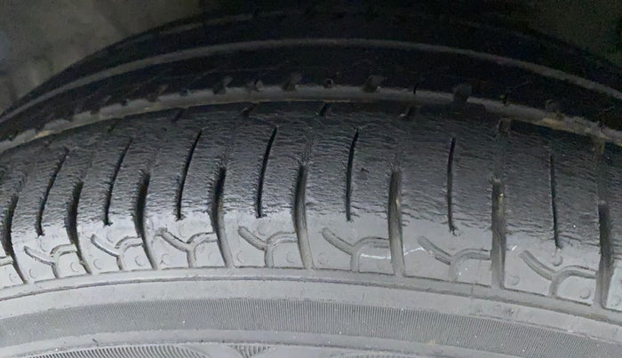 2019 Hyundai NEW SANTRO SPORTZ AMT, Petrol, Automatic, 34,008 km, Right Front Tyre Tread