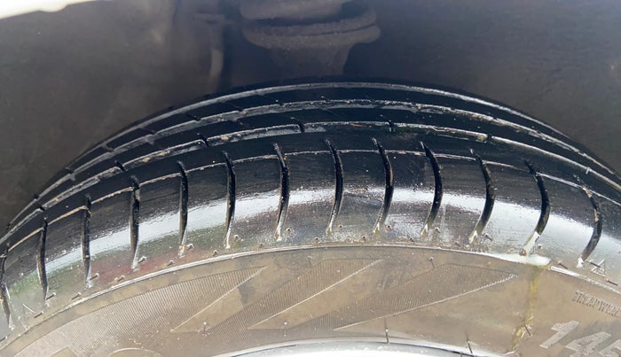 2018 Maruti Alto 800 LXI, CNG, Manual, 57,559 km, Right Front Tyre Tread