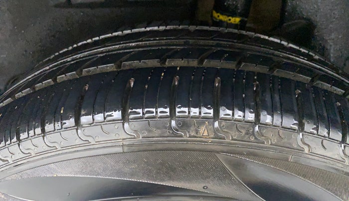 2017 Maruti Dzire ZDI Plus, Diesel, Manual, 78,627 km, Left Rear Tyre Tread