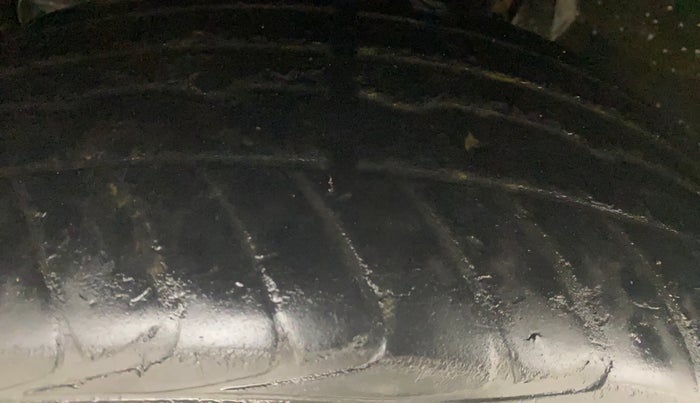 2017 Renault Duster 110 PS RXZ 4X2 AMT DIESEL, Diesel, Automatic, 73,461 km, Left Front Tyre Tread