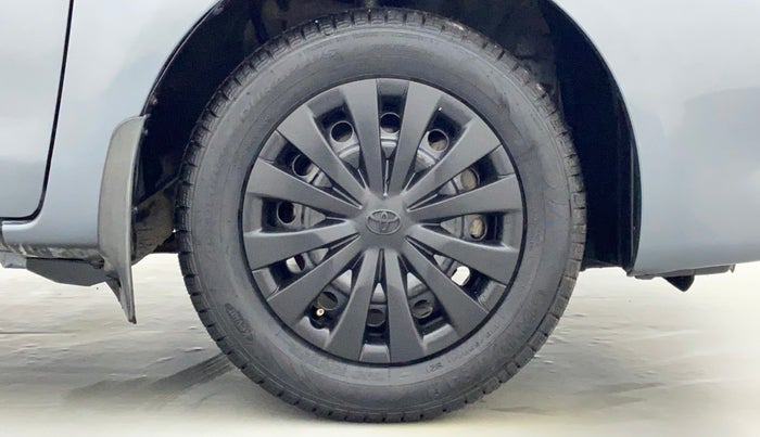 2013 Toyota Etios Liva GD exclusive, Diesel, Manual, 99,267 km, Right Front Wheel