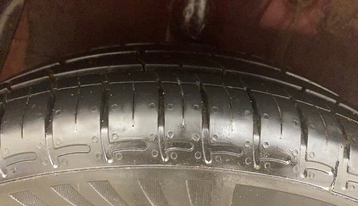 2019 Hyundai Grand i10 SPORTZ 1.2 KAPPA VTVT, Petrol, Manual, 40,910 km, Right Rear Tyre Tread