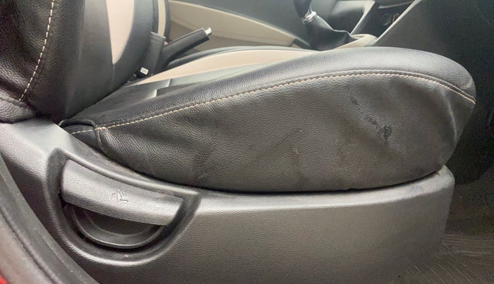 2019 Hyundai Grand i10 SPORTZ 1.2 KAPPA VTVT, Petrol, Manual, 40,910 km, Driver Side Adjustment Panel