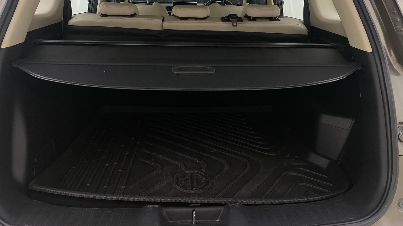 2023 MG HECTOR SHARP PRO 2.0 TURBO DIESEL, Diesel, Manual, 20,663 km, Boot Inside