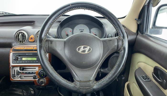 2013 Hyundai Santro Xing GLS, CNG, Manual, 81,527 km, Steering Wheel Close Up