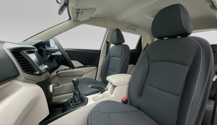 2021 Mahindra XUV300 1.2 W6 MT, Petrol, Manual, 9,814 km, Right Side Front Door Cabin