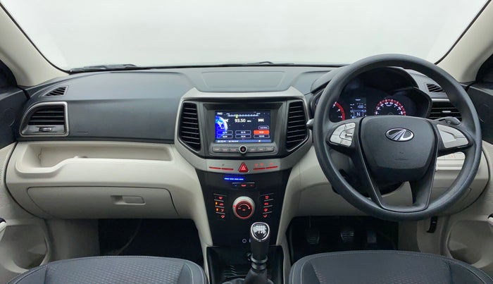 2021 Mahindra XUV300 1.2 W6 MT, Petrol, Manual, 9,814 km, Dashboard