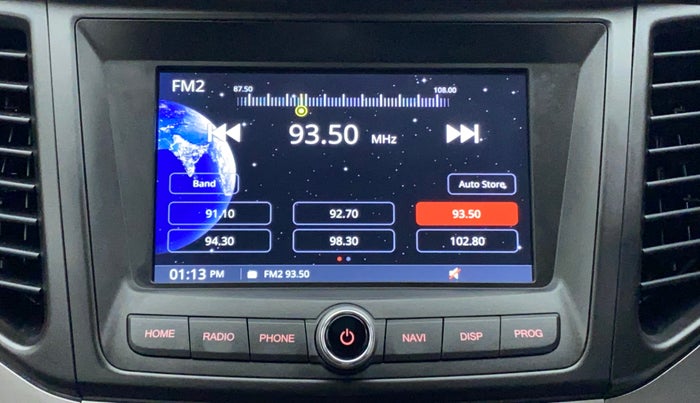 2021 Mahindra XUV300 1.2 W6 MT, Petrol, Manual, 9,814 km, Infotainment System