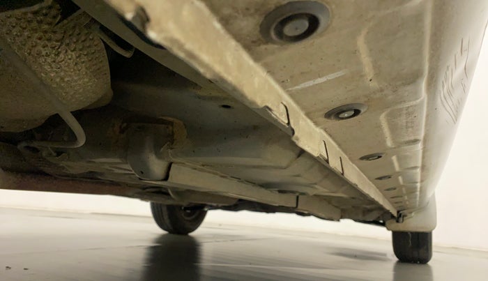 2011 Toyota Etios G, Petrol, Manual, 88,605 km, Right Side Underbody