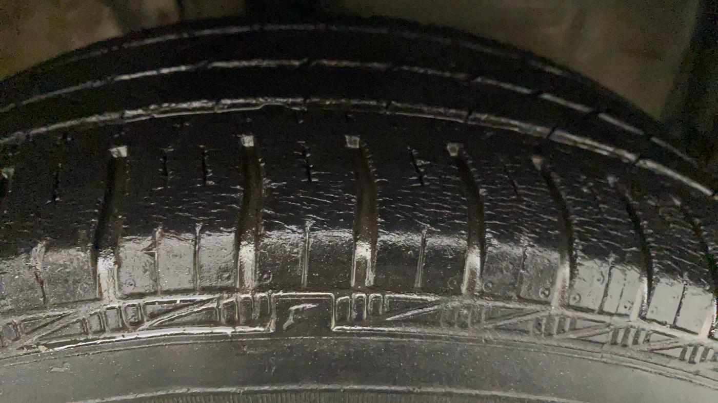 2011 Toyota Etios G, Petrol, Manual, 88,605 km, Left Rear Tyre Tread
