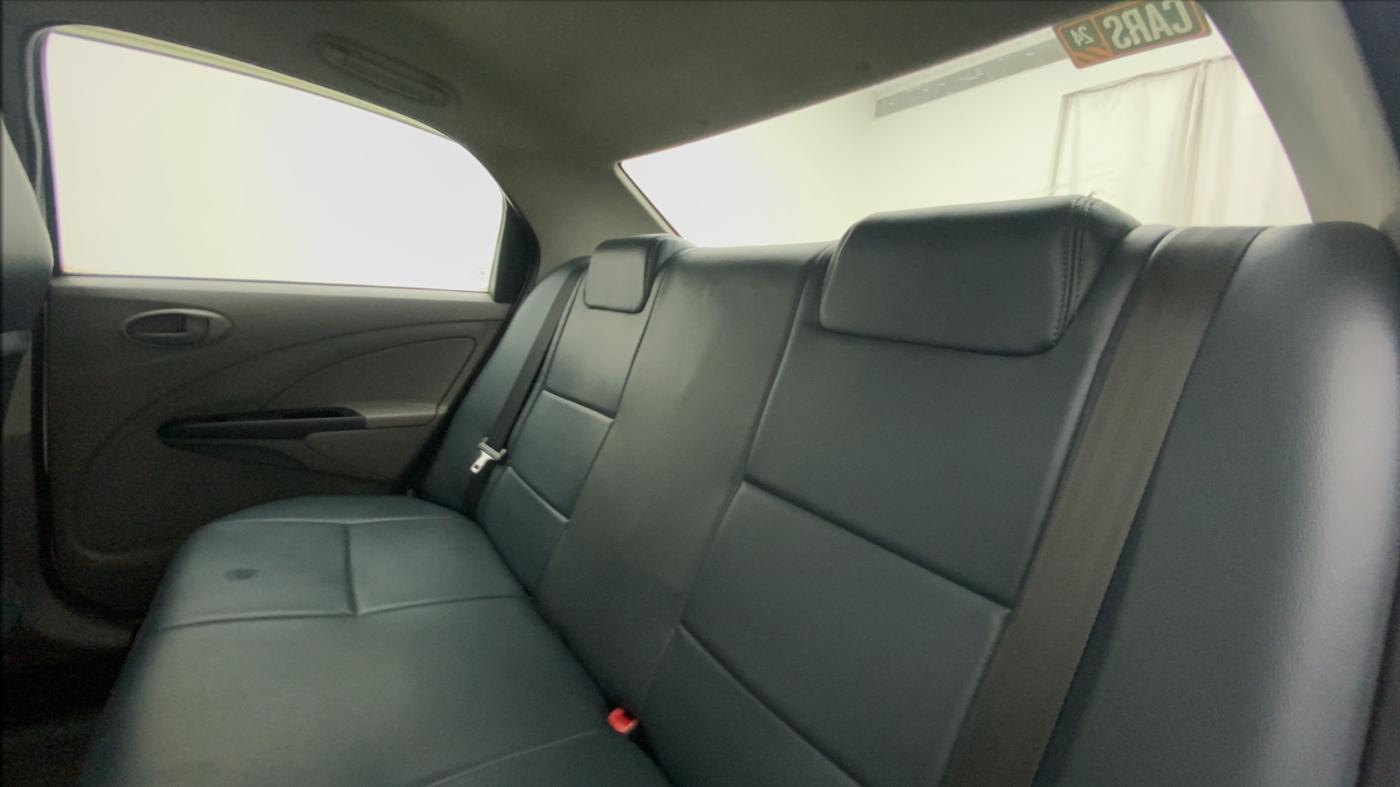 2011 Toyota Etios G, Petrol, Manual, 88,605 km, Right Side Rear Door Cabin