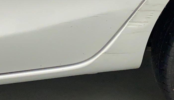 2011 Toyota Etios G, Petrol, Manual, 88,605 km, Left running board - Minor scratches