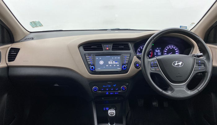 2016 Hyundai Elite i20 ASTA 1.2 (O), Petrol, Manual, 54,450 km, Dashboard