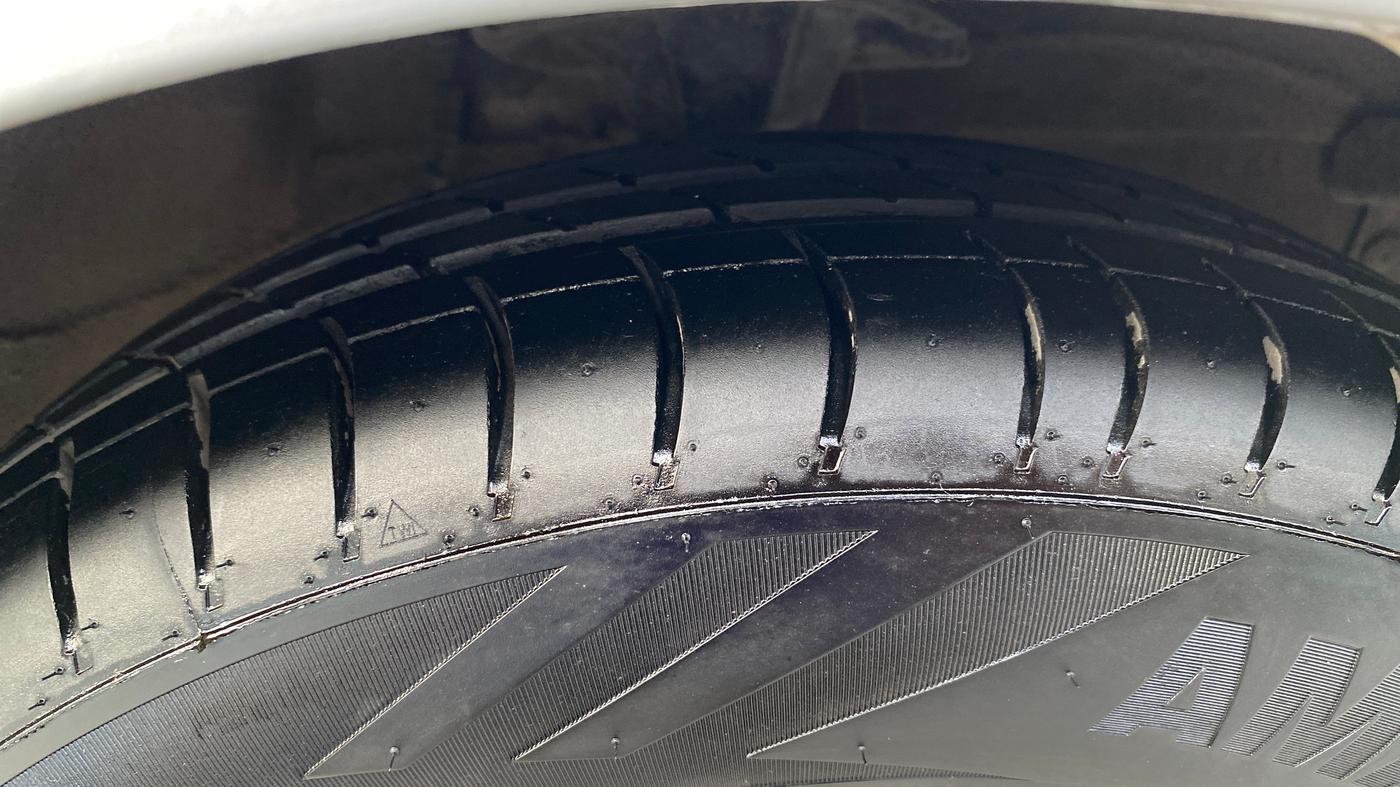 2014 Hyundai i10 MAGNA 1.1, Petrol, Manual, 76,750 km, Right Front Tyre Tread