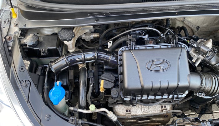 2014 Hyundai i10 MAGNA 1.1, Petrol, Manual, 76,750 km, Engine View - Right