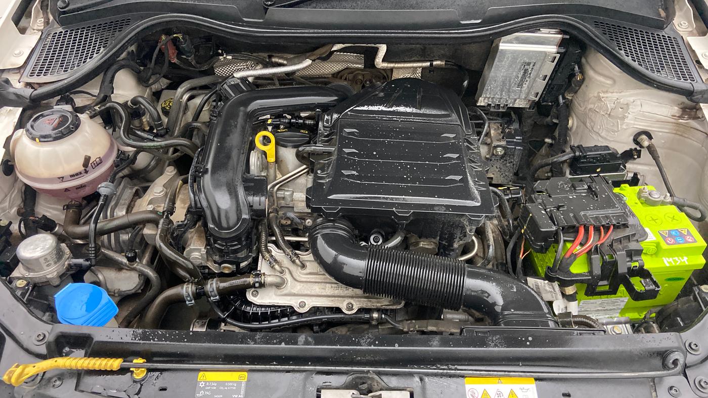 2021 Volkswagen Polo HIGHLINE PLUS 1.0L TSI AT, Petrol, Automatic, 55,053 km, Open Bonet