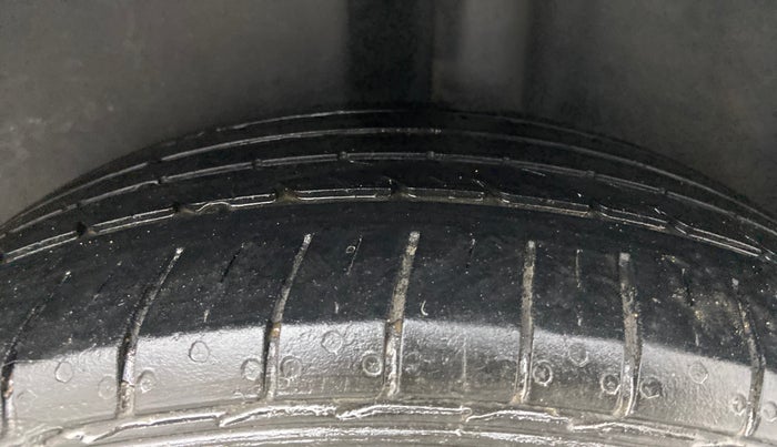 2021 Volkswagen Polo HIGHLINE PLUS 1.0L TSI AT, Petrol, Automatic, 55,053 km, Left Rear Tyre Tread