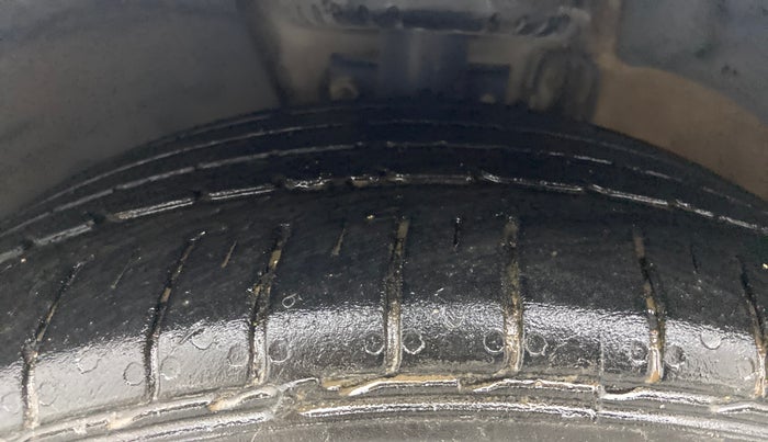 2021 Volkswagen Polo HIGHLINE PLUS 1.0L TSI AT, Petrol, Automatic, 55,053 km, Left Front Tyre Tread
