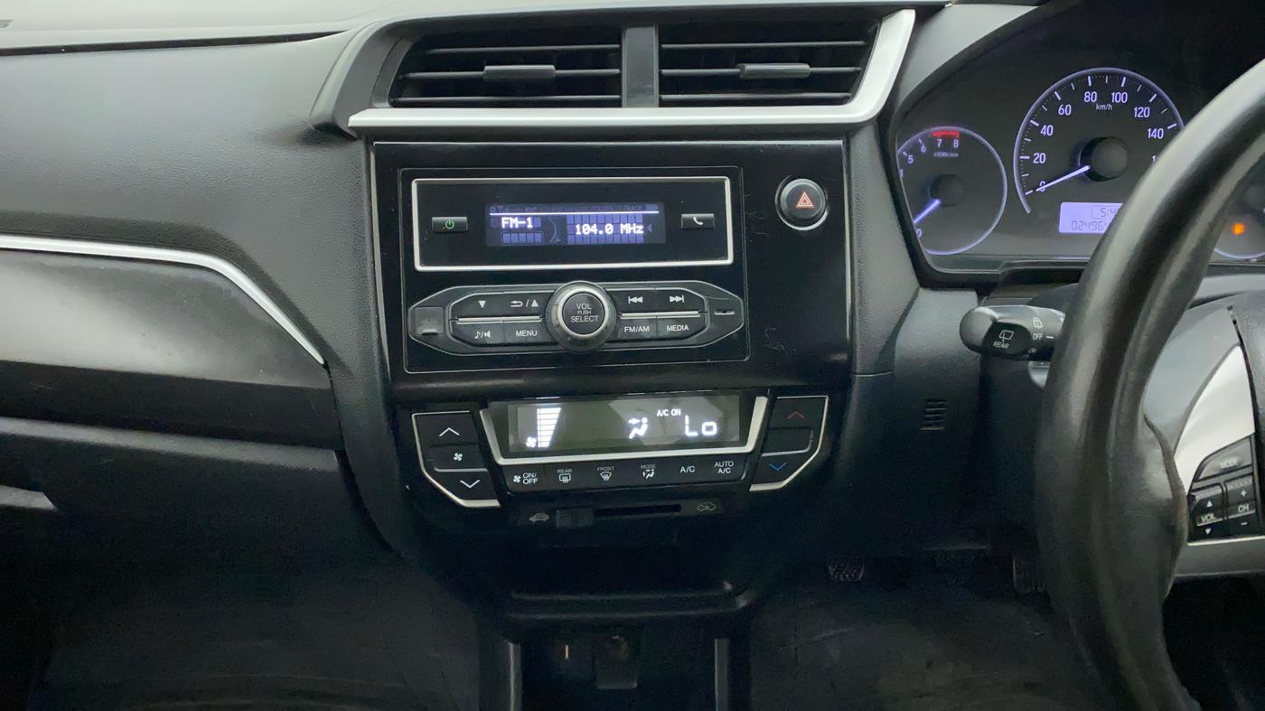 2019 Honda BR-V 1.5L I-VTEC S, Petrol, Manual, 24,964 km, Air Conditioner