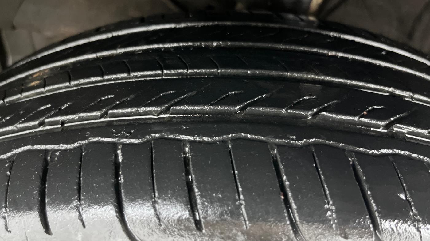 2024 Toyota Urban Cruiser Taisor V 1.0 Petrol MT, Petrol, Manual, 54,200 km, Left Front Tyre Tread