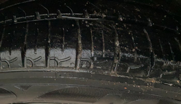 2018 Maruti Alto K10 VXI, Petrol, Manual, 67,664 km, Right Front Tyre Tread