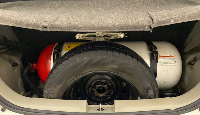 2014 Maruti Celerio VXI CNG, CNG, Manual, 74,958 km, Boot Inside