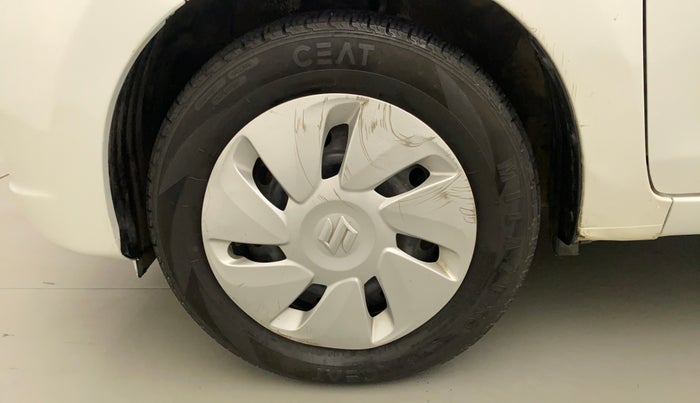 2014 Maruti Celerio VXI CNG, CNG, Manual, 74,958 km, Left Front Wheel