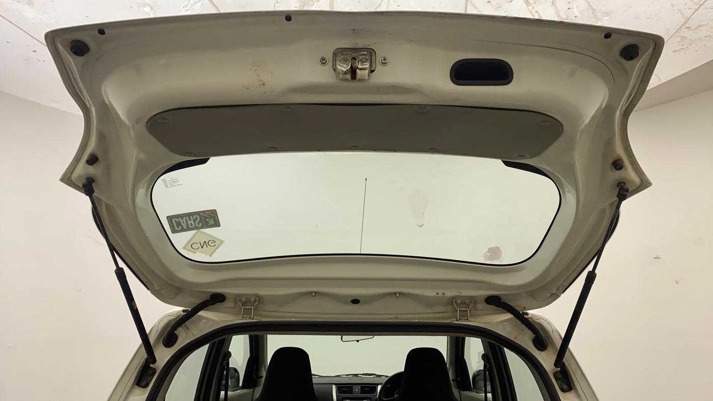 2014 Maruti Celerio VXI CNG, CNG, Manual, 74,958 km, Boot Door Open