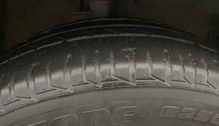 2021 Maruti Celerio ZXI, Petrol, Manual, 98,364 km, Right Front Tyre Tread