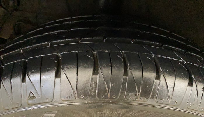 2021 KIA SONET HTX 1.0 IMT, Petrol, Manual, 9,222 km, Right Rear Tyre Tread