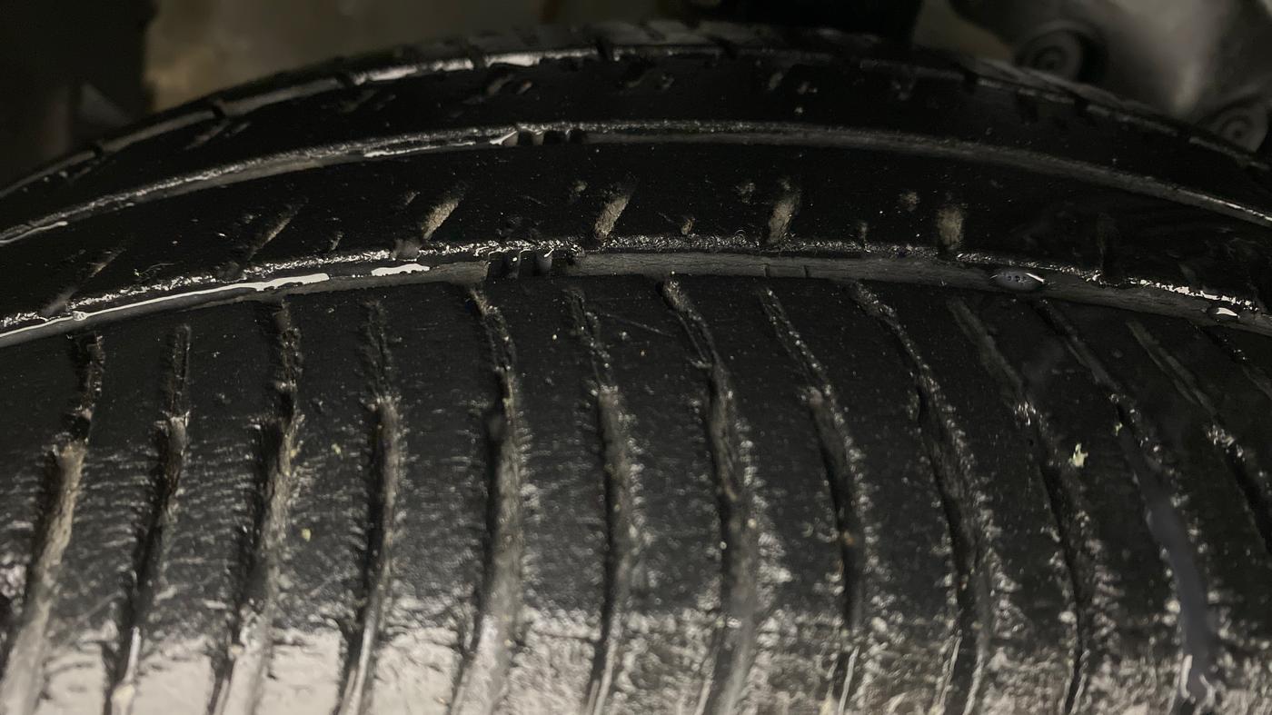 2014 Ford Ecosport 1.5TITANIUM TDCI, Diesel, Manual, 68,094 km, Right Front Tyre Tread