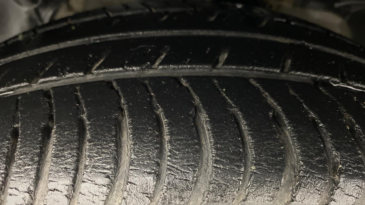 2014 Ford Ecosport 1.5TITANIUM TDCI, Diesel, Manual, 68,094 km, Left Front Tyre Tread
