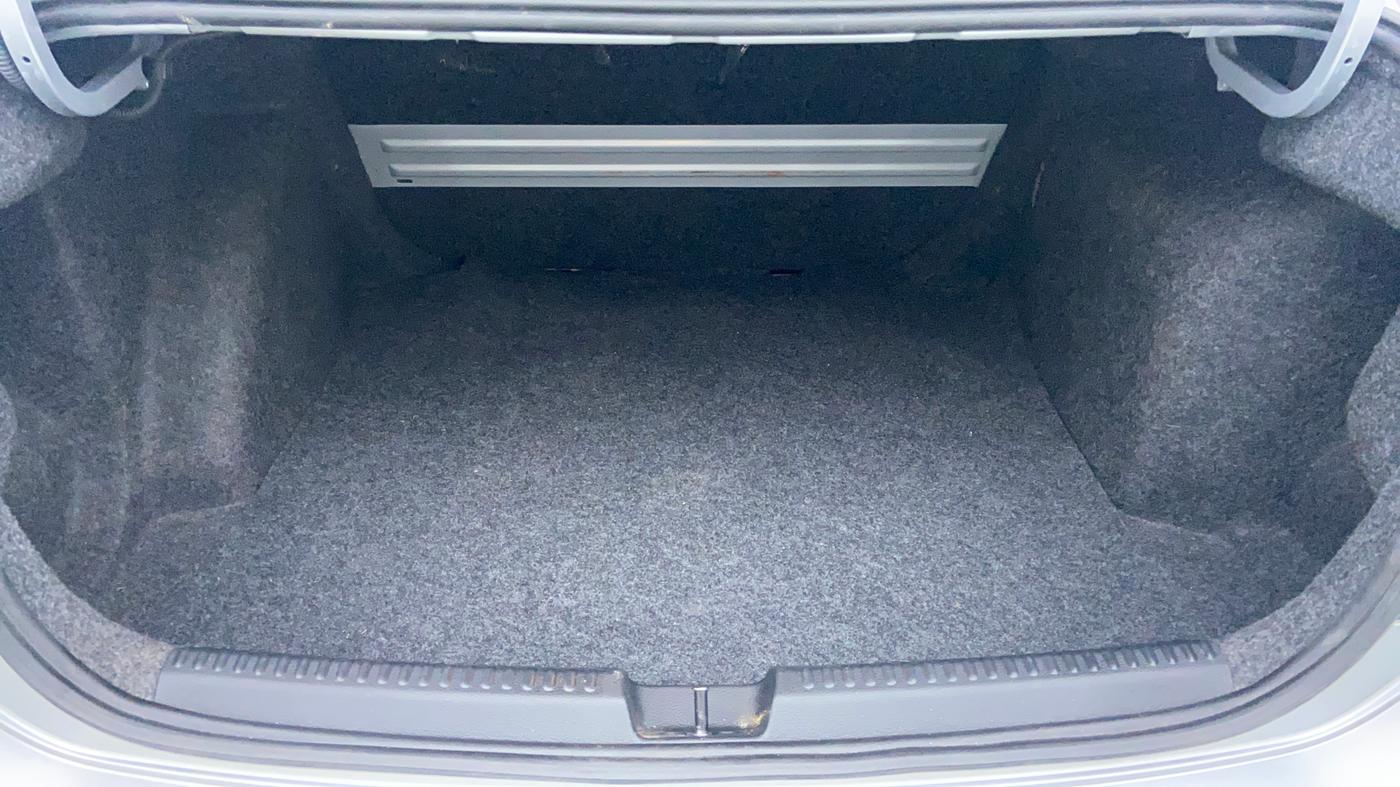 2022 Volkswagen Vento HIGHLINE PLUS 1.0L TSI AT, Petrol, Automatic, 28,387 km, Boot Inside